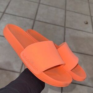 Lululemon Womens Restfeel Slide